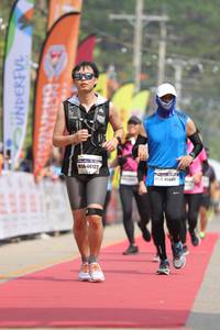 BIB: 46122, 45640
                            <button type="button" onclick="openModal(8238061)" class="btn btn-primary btn-sm float-right btn-popup" data-toggle="modal" data-target=".modal-high-quality">
                        <i class="fas fa-shopping-cart"></i> Add to Cart
                    </button>
                                            <button type="button" onclick="isThisMe(8238061, true)" class="btn btn-success btn-sm float-right btn-popup btn-isme hidden" data-toggle="tooltip" data-placement="bottom" title="นี่คือรูปของคุณใช่ไหม คลิกที่นี่เพื่อเอาเข้าอัลบั้ม">
                        <i class="fas fa-plus"></i> Add to album
                    </button>
                    <button type="button" onclick="isThisMe(8238061, false)" class="btn btn-warning btn-sm float-right btn-popup btn-isnotme hidden">
                        <i class="fas fa-ban"></i> Remove from album
                    </button>